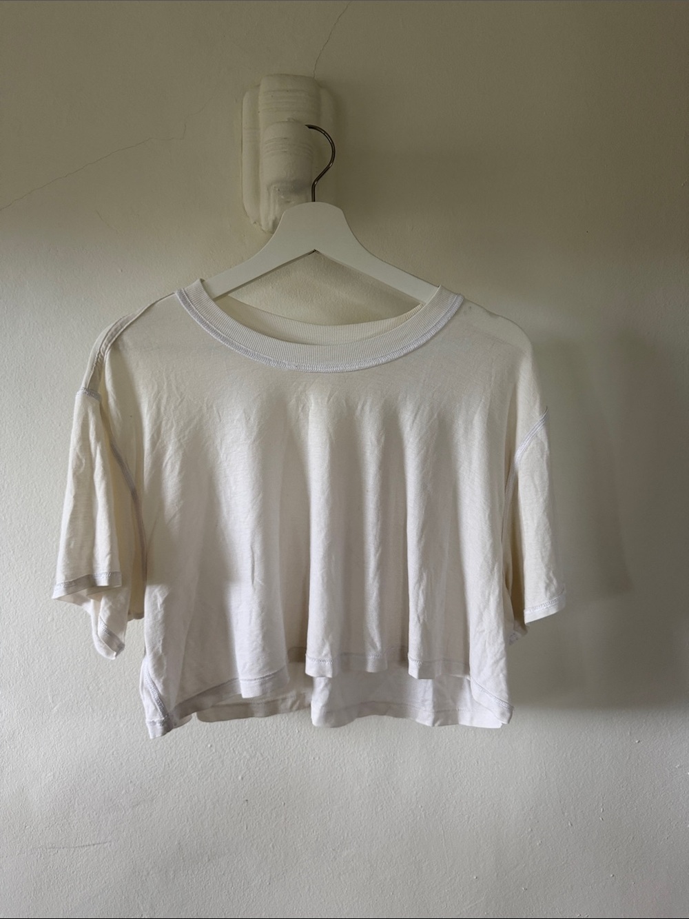 Lululemon white crop top